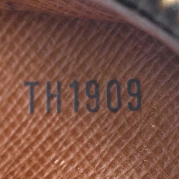 LOUIS VUITTON Jeune Fille MM Shoulder Bag Monogram Leather Brown M51226 30EF109 - Picture 16 of 16